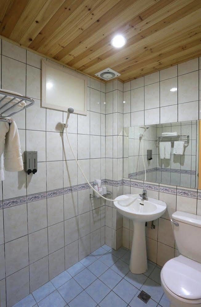 Oak Garden 旅館證號167 民宿證號1359 Хуалянь Экстерьер фото