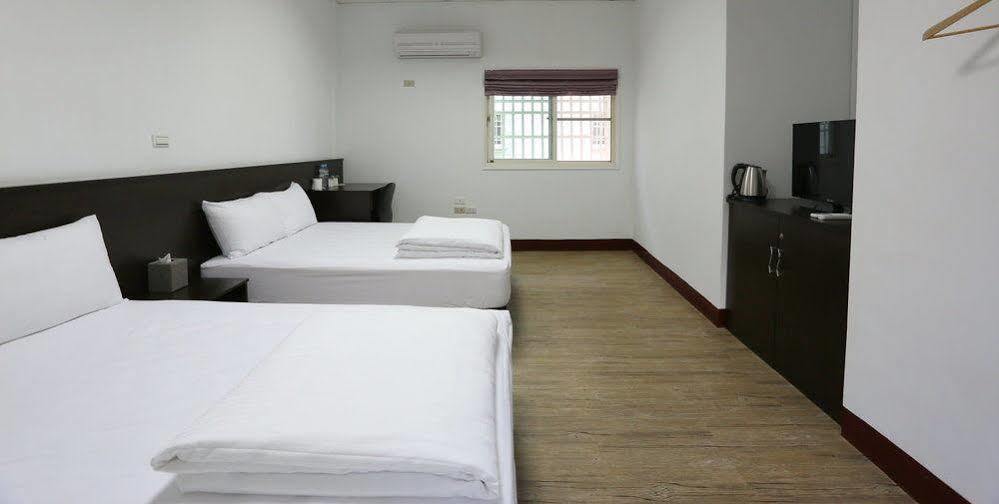 Oak Garden 旅館證號167 民宿證號1359 Хуалянь Экстерьер фото